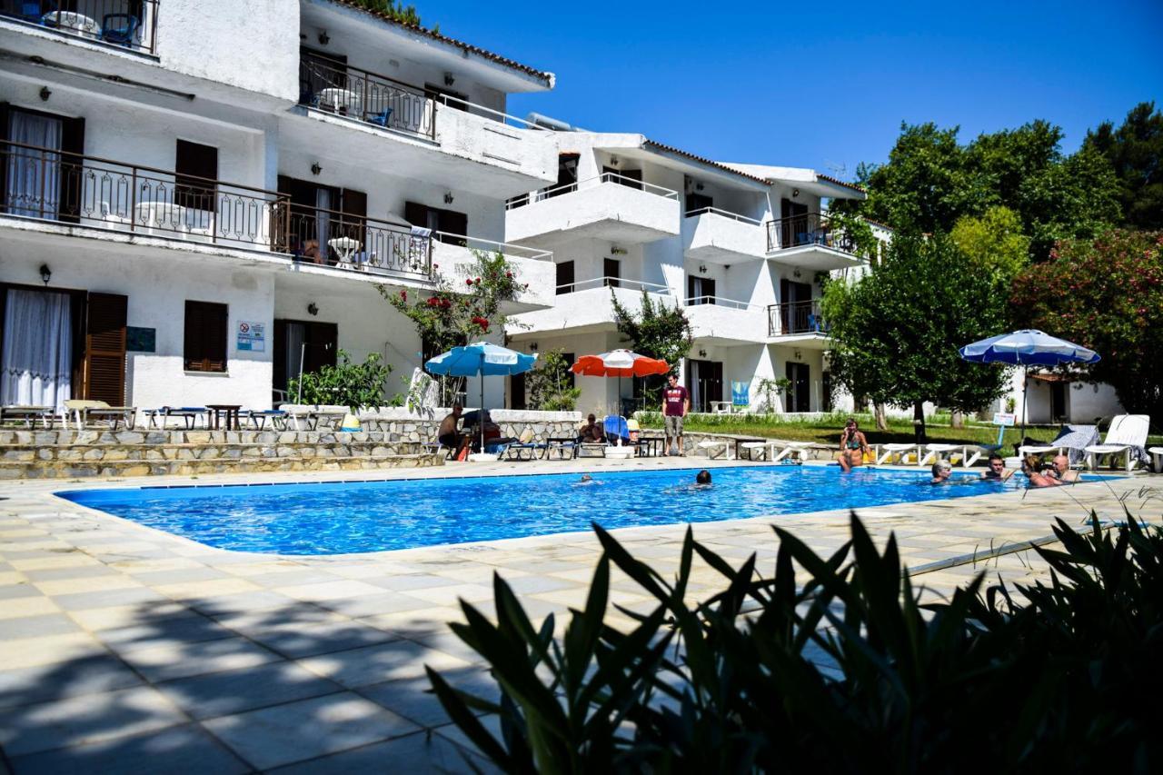 Amalia Apartments Koukounaries Exterior foto